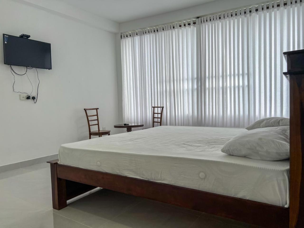 Meridian Holiday Resort Ratnapura Extérieur photo